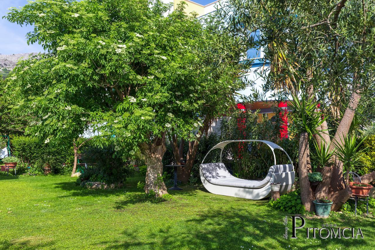 Villa Pitomcia (Adults Only) ポドストラナ エクステリア 写真